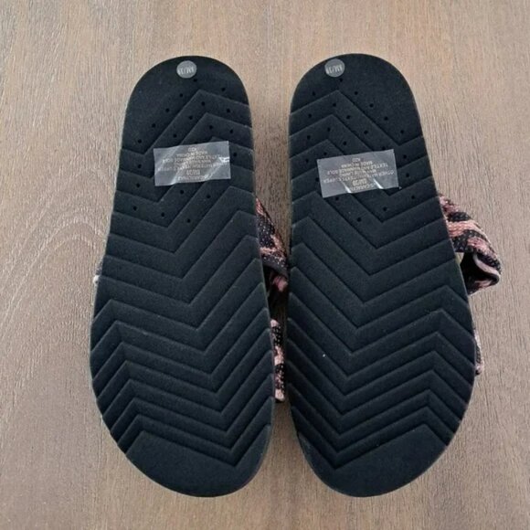 Jessica Simpson Caralyna Leopard Rhinestone Knotted Chunky Sandals - Size: 8 - Picture 8 of 9